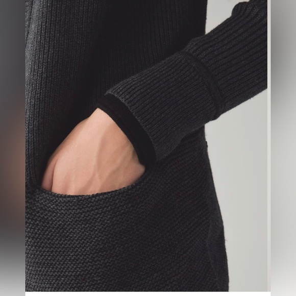 Lululemon Vestigan Heathered Black Size 4 Cashmere Blend Cardigan Sweater Yoga - Picture 4 of 15